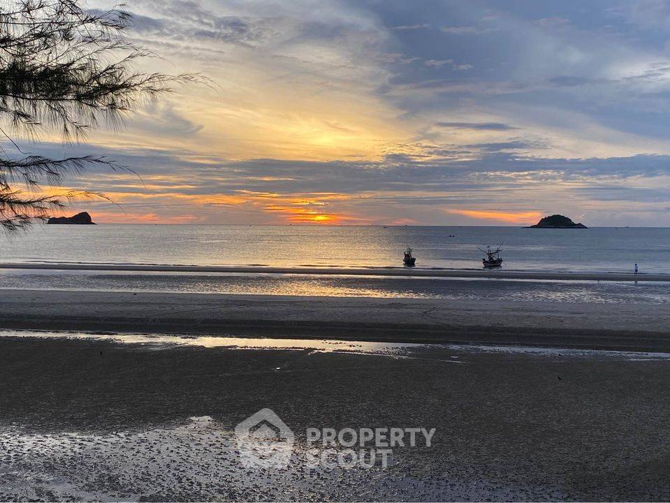 picture 2-BR Condo at Las Tortugas Condominium close to Memory house cafe huahin (ID 1155430) - 12/12