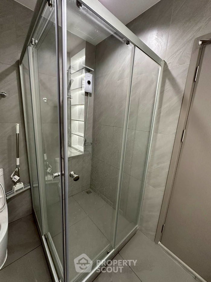 picture 1-BR Condo at IDEO Sukhumvit - Rama 4 near BTS Phra Khanong (ID 2359204) - 11/11