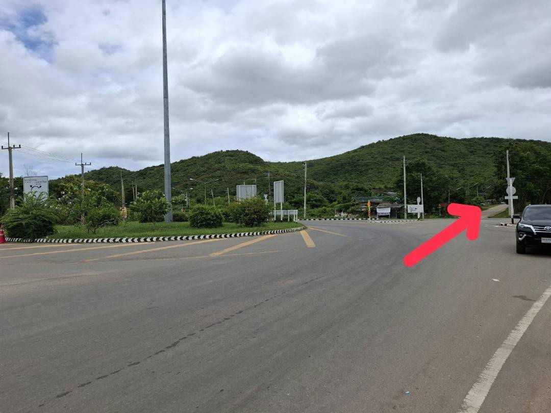 picture Pranburi land for saleNear Pranburi Beach - 4/8