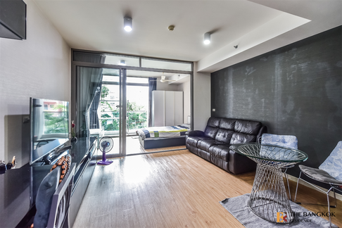 Siamese Surawong Special unit at an attractive price near MRT Sam Yan Station