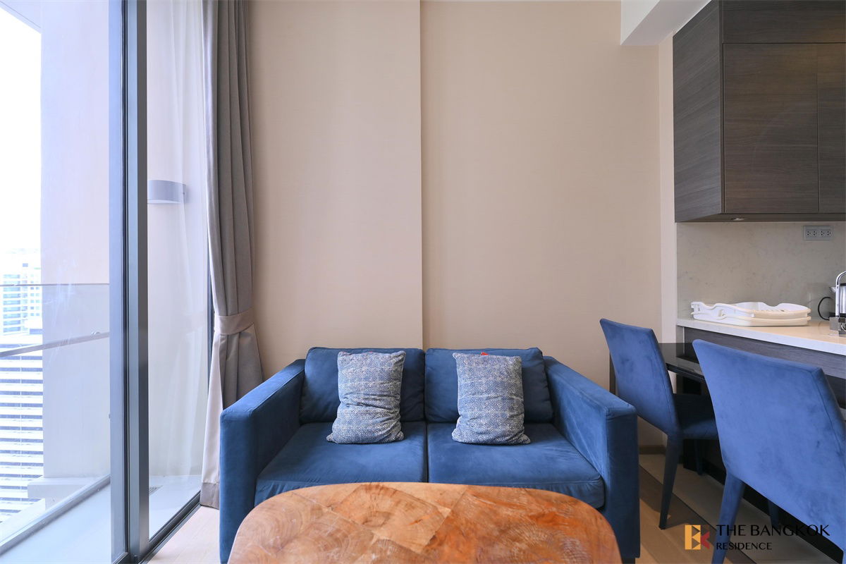 picture The Esse Asoke  - Best price 28,000 bath / month,1B1B size 37 sqm, available ( Line ID: loft.w or phone: 0842824246)  - 4/11