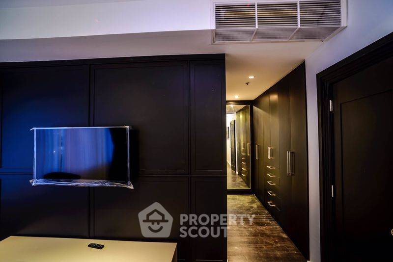 picture 3-BR Condo at The Emporio Place near BTS Phrom Phong (ID 2357413) - 10/17