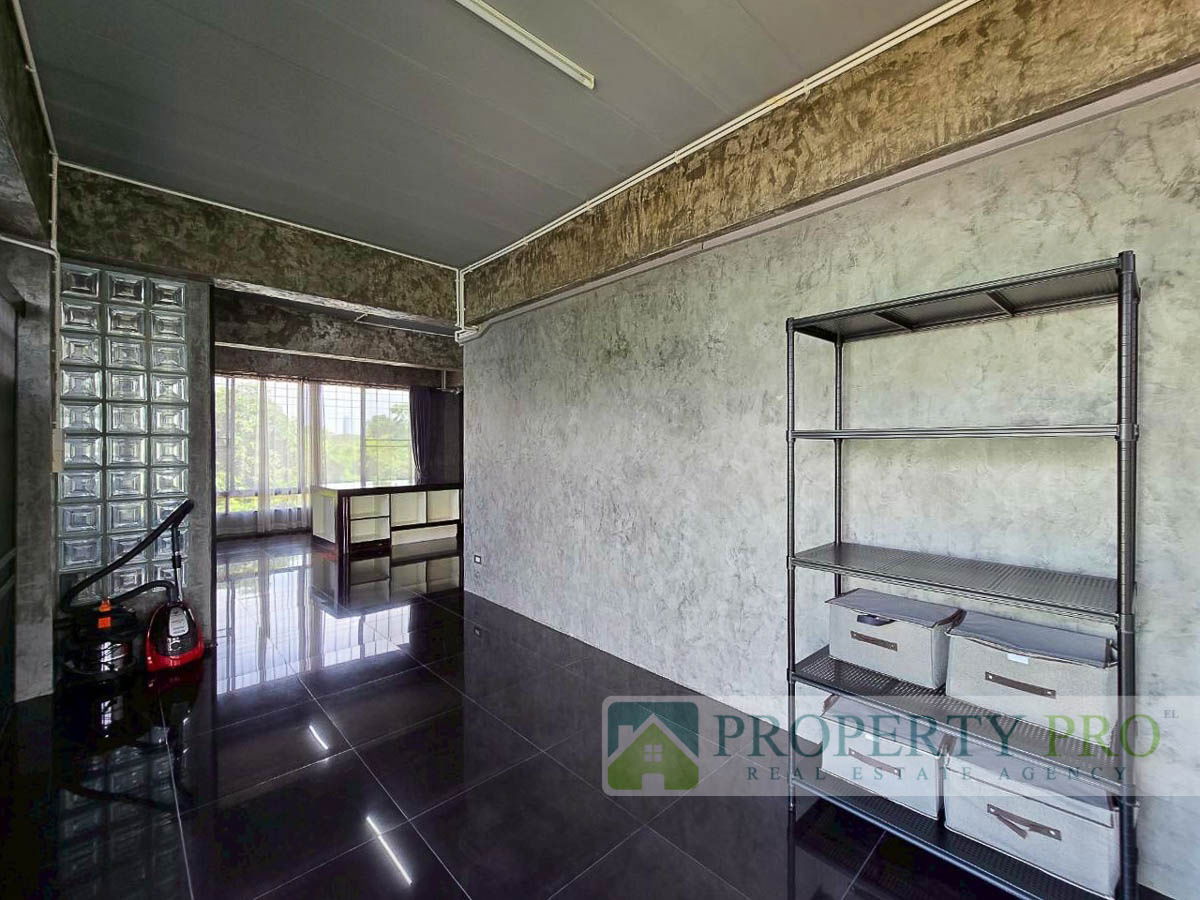รูป ขาย บ้าน รังสิต คลองหลวง บ้านเดี่ยว 3 ชั้น 6 ห้องนอน ขนาด 100 ตรว 471 ตรม รีโนเวทใหม่ Loft Style ใกล้ มหาวิทยาลัยธรรมศาสตร์ มหาลัยกรุงเทพ : EL25S-011 - รูปที่ 9/47
