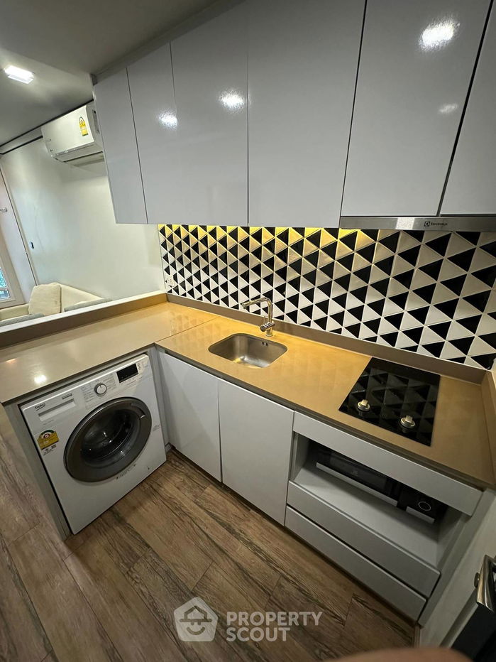 picture 1-BR Condo at Maestro 01 Sathorn - Yenakat near MRT Khlong Toei (ID 2359750) - 5/9