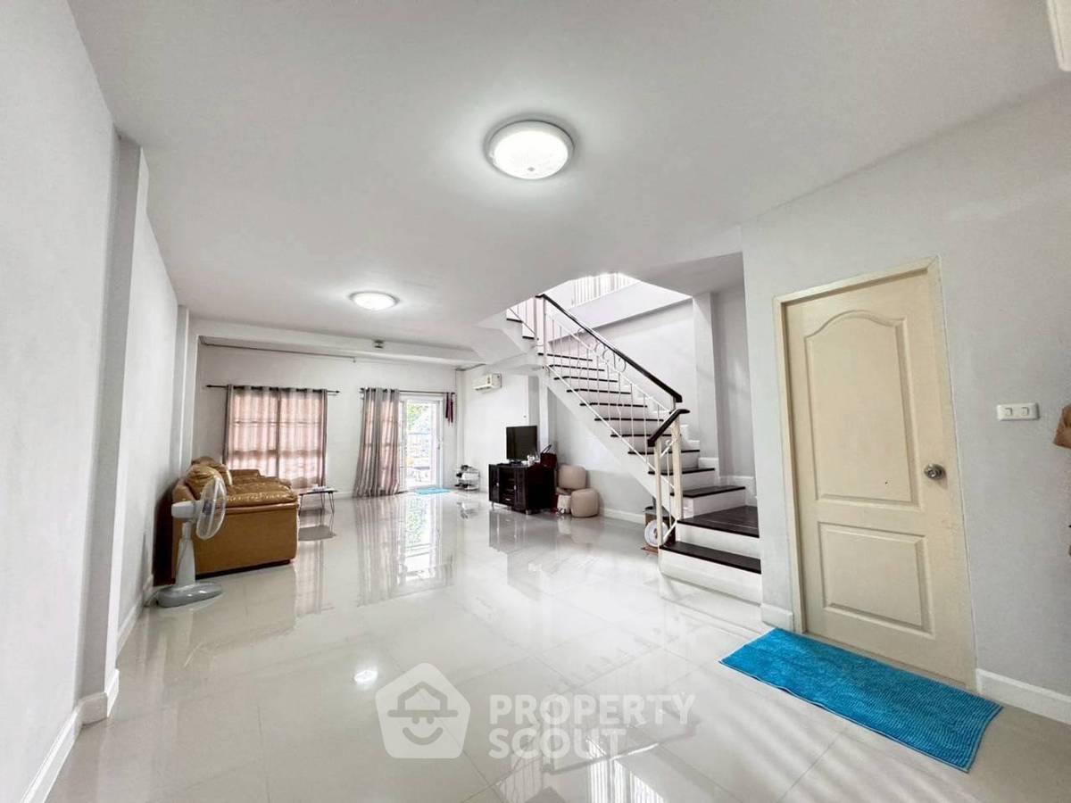 picture 3-BR Condo at The Trend Ramintra 71 in Ram Inthra (ID 2361574) - 6/6