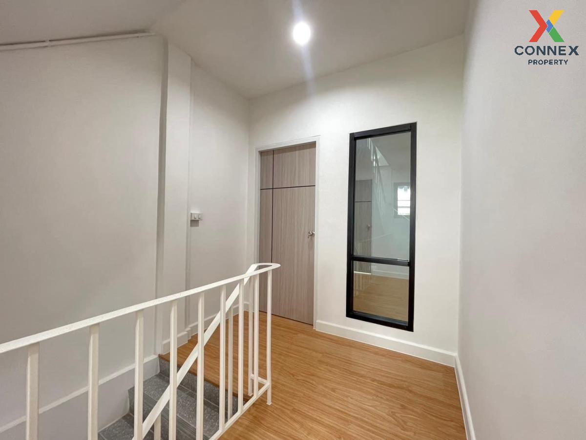 รูป ขายอาคารพาณิชย์  บ้านพรหมพิทักษ์ 2 รีโนเวทใหม่ อ้อมน้อย กระทุ่มแบน สมุทรสาคร CX-106109 ✅ ทักไลน์ @connexproperty ตอบทันที ทีมงานมืออาชีพ ✅  - รูปที่ 1/12