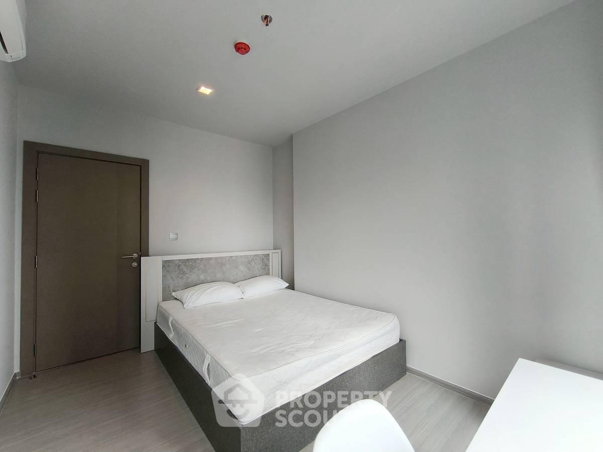 รูป คอนโด 1-ห้องนอน ที่ ไลฟ์ อโศก - พระราม 9 ใกล้ MRT พระราม 9 (ID 2297683) - รูปที่ 3/6