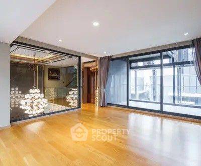 picture 4-BR House at The Urban Reserve Rama 9-Motorway near ARL Hua Mak (ID 2317521) - 9/47