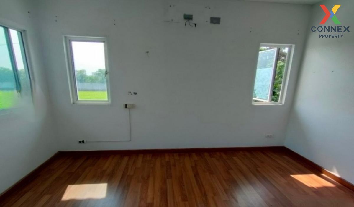 รูป ขายบ้าน  ลิฟวิ่ง นารา รังสิต คลอง 4 บึงยี่โถ ธัญบุรี ปทุมธานี CX-101851 ✅ ทักไลน์ @connexproperty ตอบทันที ทีมงานมืออาชีพ ✅ - รูปที่ 2/12