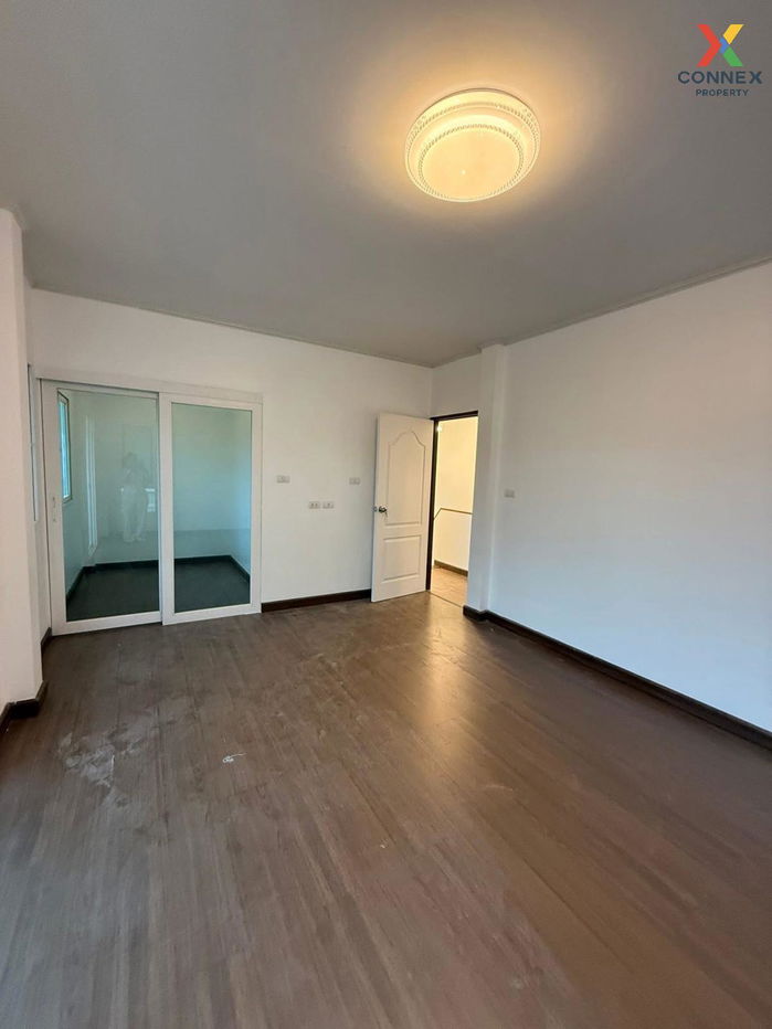 รูป ขายบ้าน  ศุภาลัย วิลล์ วงแหวน - พระราม 2 รีโนเวทใหม่ พันท้ายนรสิงห์ เมืองสมุทรสาคร สมุทรสาคร CX-132977 ✅ ทักไลน์ @connexproperty ตอบทันที ทีมงานมืออาชีพ ✅  - รูปที่ 9/12