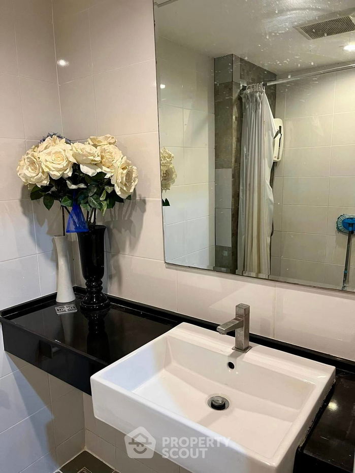 picture 1-BR Condo at Clover Ladprao 83 in Khlong Chaokhun Sing (ID 2362435) - 8/10