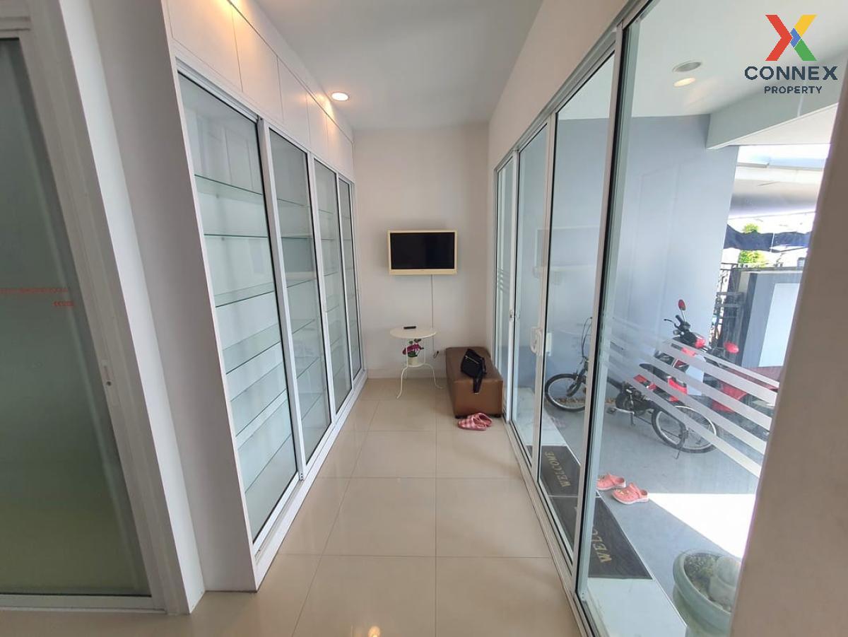 picture For Sale Townhouse/Townhome  , Baan Klang Muang S - Sense Srinakharin , Nong Bon , Prawet , Bangkok , CX-104437 ✅ Live chat with us ADD LINE @connexproperty ✅  - 7/12