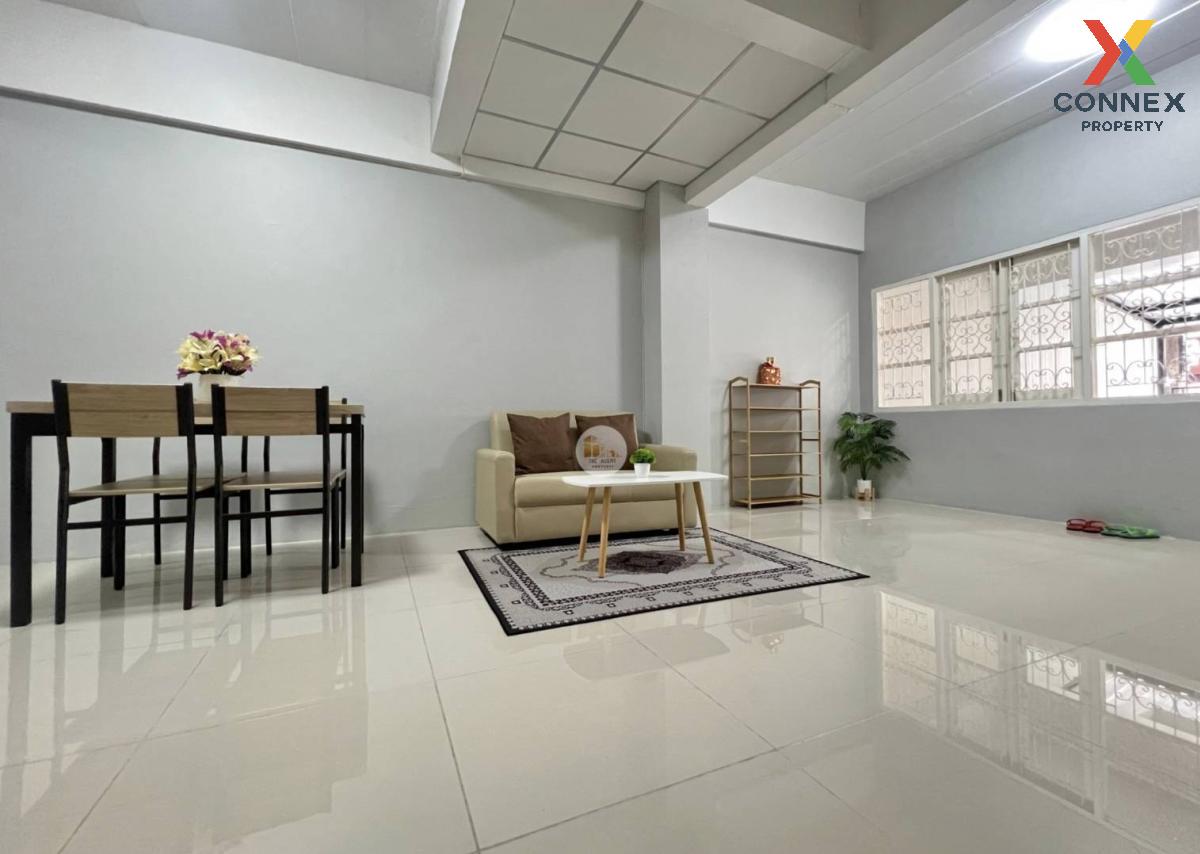 รูป ขายทาวน์เฮ้าส์/ทาวน์โฮม  บ้านไพฑูรย์ แกรนด์ วิลล์ รีโนเวทใหม่ บางเดื่อ เมืองปทุมธานี ปทุมธานี CX-113385 ✅ ทักไลน์ @connexproperty ตอบทันที ทีมงานมืออาชีพ ✅  - รูปที่ 4/10