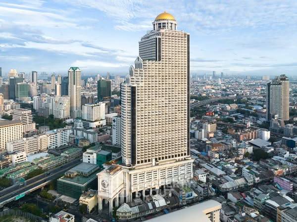 picture 3-BR Condo at Nusa State Tower Condominium near BTS Saphan Taksin (ID 2326585) - 4/12