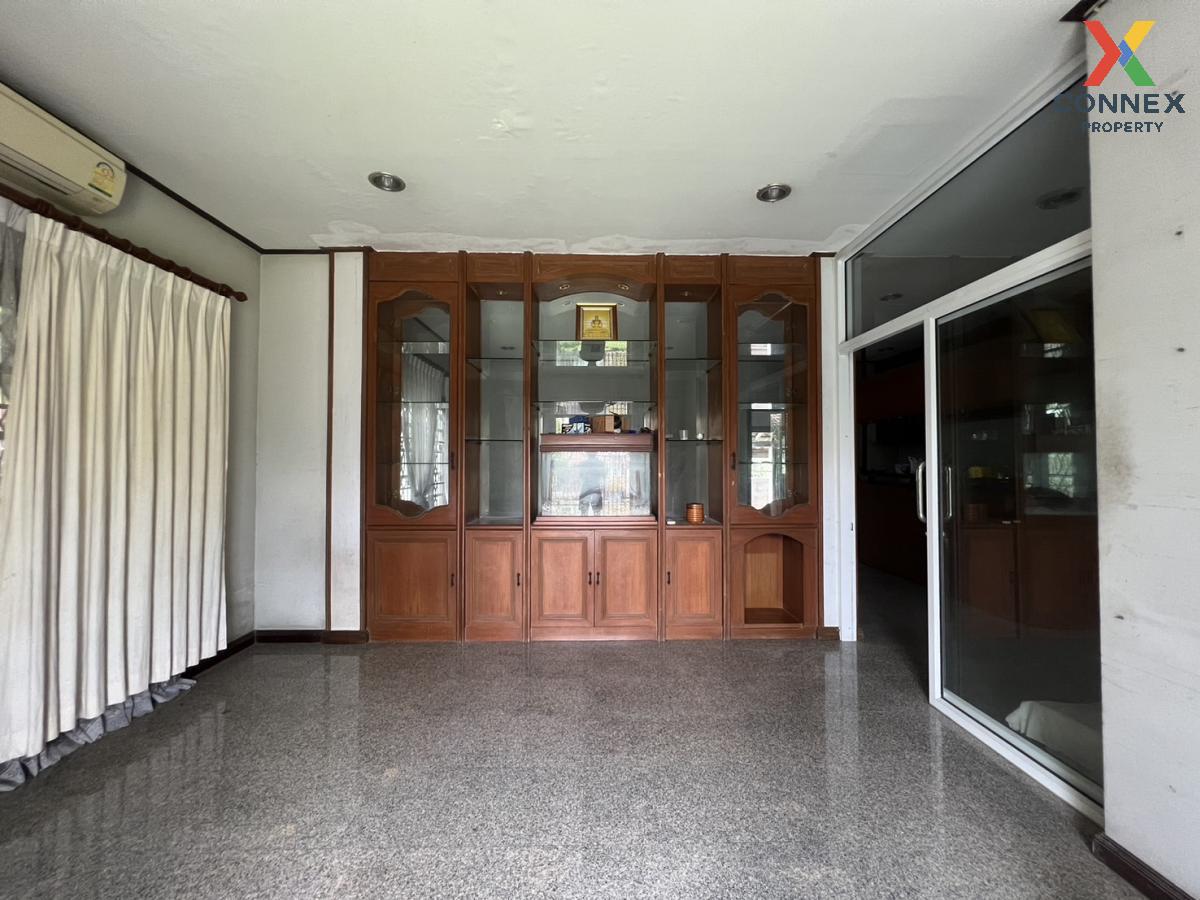 picture For Sale House , Kittiniwet , Hua Mak , Bang Kapi , Bangkok , CX-107374 ✅ Live chat with us ADD LINE @connexproperty ✅  - 10/12