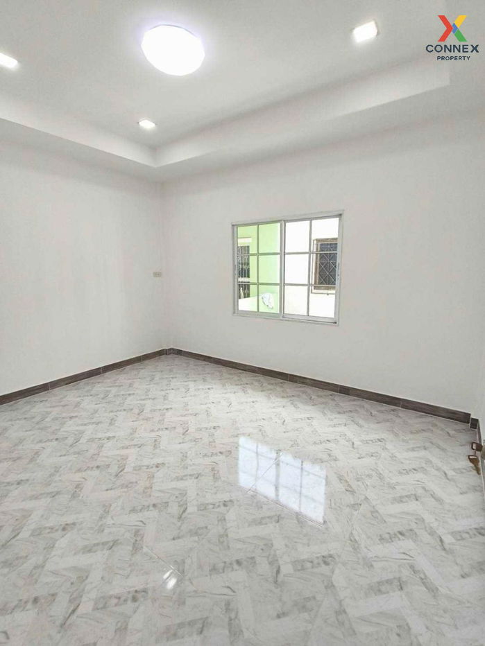 รูป ขายทาวน์เฮ้าส์/ทาวน์โฮม  บ้านวรางกูล เลียบคลองสอง รีโนเวทใหม่ บางชัน เขต คลองสามวา กรุงเทพ CX-113182 ✅ ทักไลน์ @connexproperty ตอบทันที ทีมงานมืออาชีพ ✅  - รูปที่ 1/12