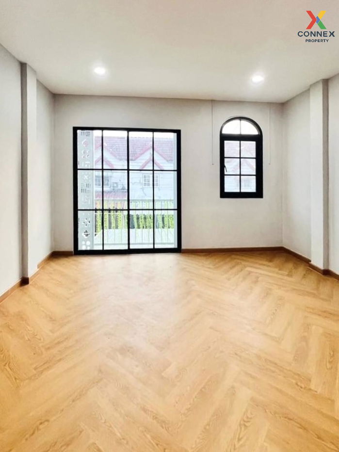 รูป ขายทาวน์เฮ้าส์/ทาวน์โฮม  บ้านพร้อมจิตร รีโนเวทใหม่ บางใหญ่ บางใหญ่ นนทบุรี CX-102362 ✅ ทักไลน์ @connexproperty ตอบทันที ทีมงานมืออาชีพ ✅  - รูปที่ 3/12