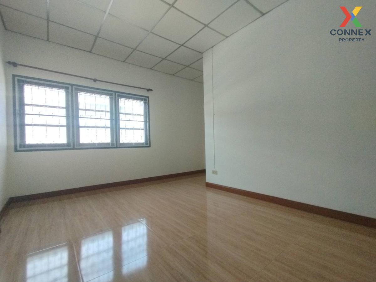 รูป ขายทาวน์เฮ้าส์/ทาวน์โฮม  ทวีทอง 3 บางบ่อ รีโนเวทใหม่ บางเพรียง บางบ่อ สมุทรปราการ CX-116448 ✅ ทักไลน์ @connexproperty ตอบทันที ทีมงานมืออาชีพ ✅  - รูปที่ 5/8