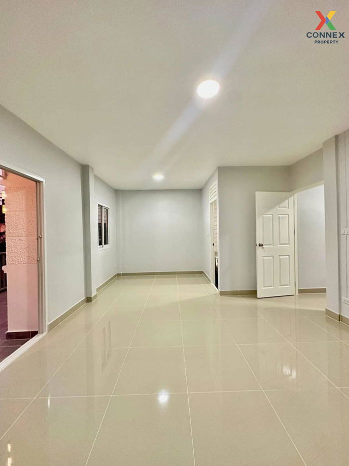 picture For Sale Townhouse/Townhome  , Baan Piyawararom 1 , newly renovated , Bang Bua Thong , Bang Bua Thong , Nonthaburi , CX-118919 ✅ Live chat with us ADD LINE @connexproperty ✅  - 11/12