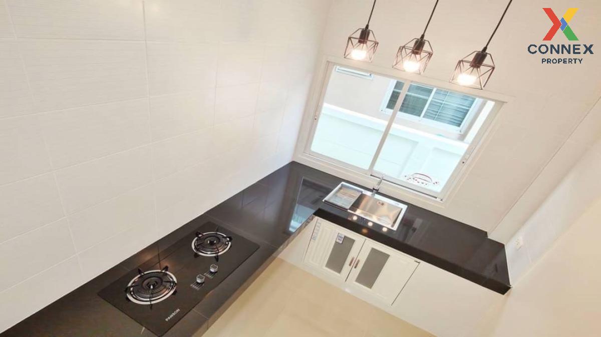 รูป ขายบ้าน  คุณาสิริ บัวทอง 4 รีโนเวทใหม่ บางคูรัด บางบัวทอง นนทบุรี CX-114628 ✅ ทักไลน์ @connexproperty ตอบทันที ทีมงานมืออาชีพ ✅  - รูปที่ 1/12