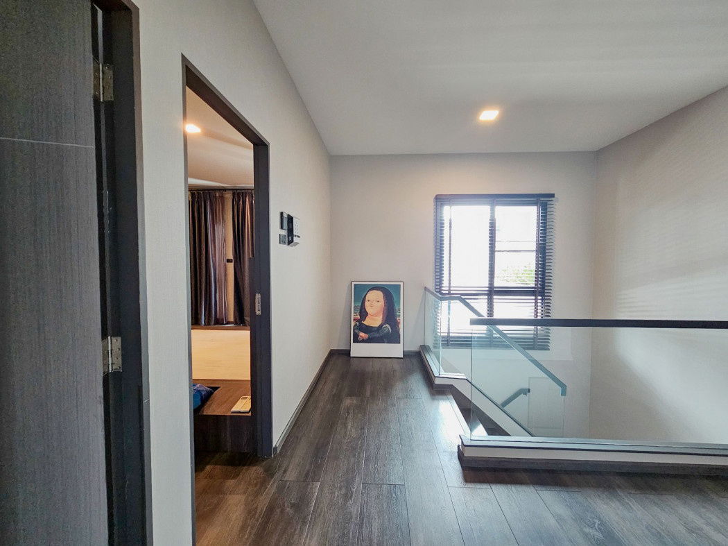 รูป ให้ เช่า ทาวน์โฮม เพิ่งรีโนเวทใหม่ VIVE Bangna KM.7 225 ตรม 40 ตรว - รูปที่ 5/12