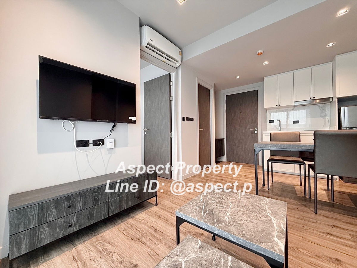 picture Chamonix condo 1 bed 10,000  Bath - 1/17
