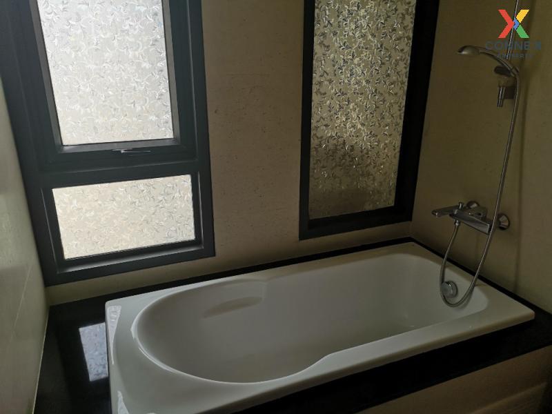 picture FOR RENT condo , Socio Reference 61 , BTS-Ekkamai , Khlong Tan Nuea , Watthana , Bangkok , CX-75924 ✅ Live chat with us ADD LINE @connexproperty ✅  - 6/8