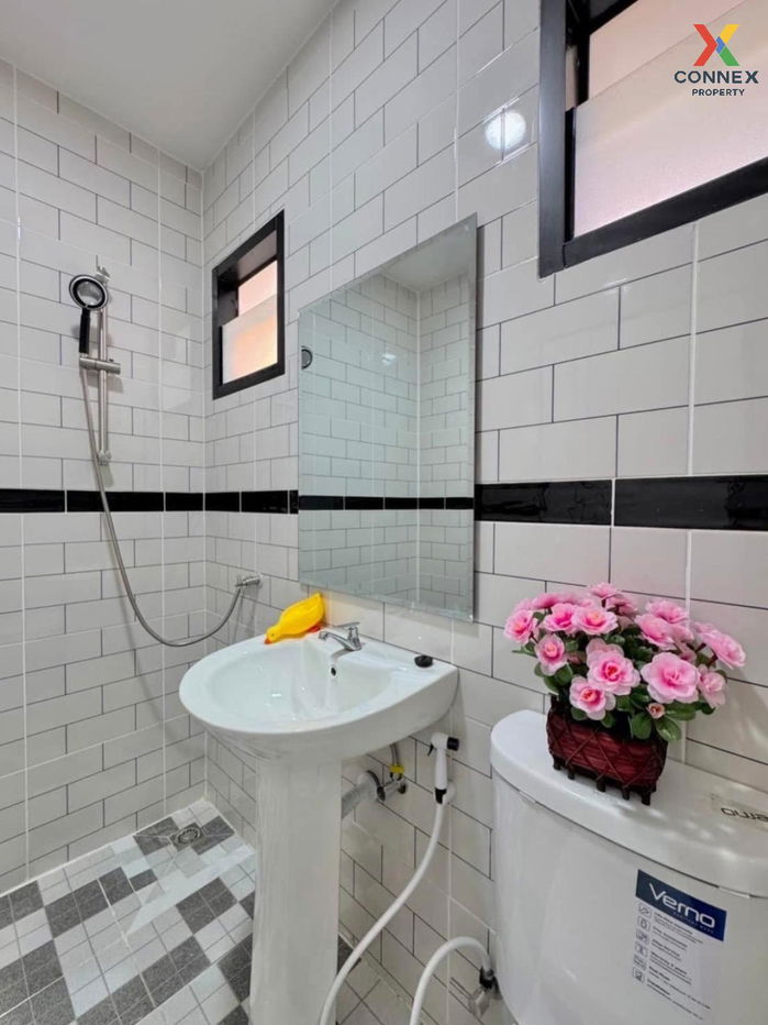 รูป ขายบ้าน  บ้านปิยวรารมย์ 3 ไทรน้อย ไทรน้อย นนทบุรี CX-116588 ✅ ทักไลน์ @connexproperty ตอบทันที ทีมงานมืออาชีพ ✅ - รูปที่ 8/12