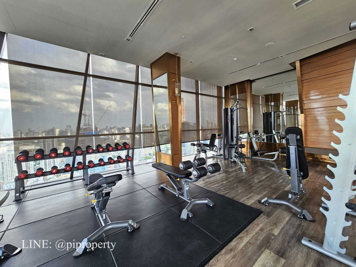 picture High floor 1 Bed unit for rent in Ideo Q Victory. 0 meter from BTS Victory and century the movie plaza. Great schools and hospitals surrounding. - 16/30