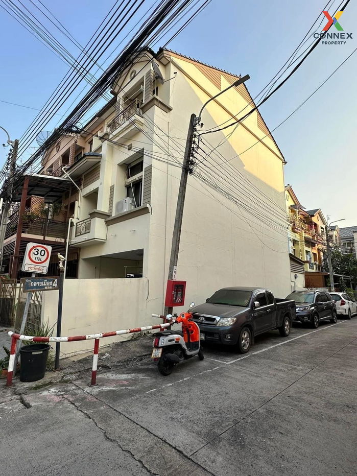 picture For Rent Townhouse/Townhome  , Baan Klang Muang Ratchada - Mengjai 1 , Wang Thong Lang , Wang Thong Lang , Bangkok , CX-105105 ✅ Live chat with us ADD LINE @connexproperty ✅  - 7/7