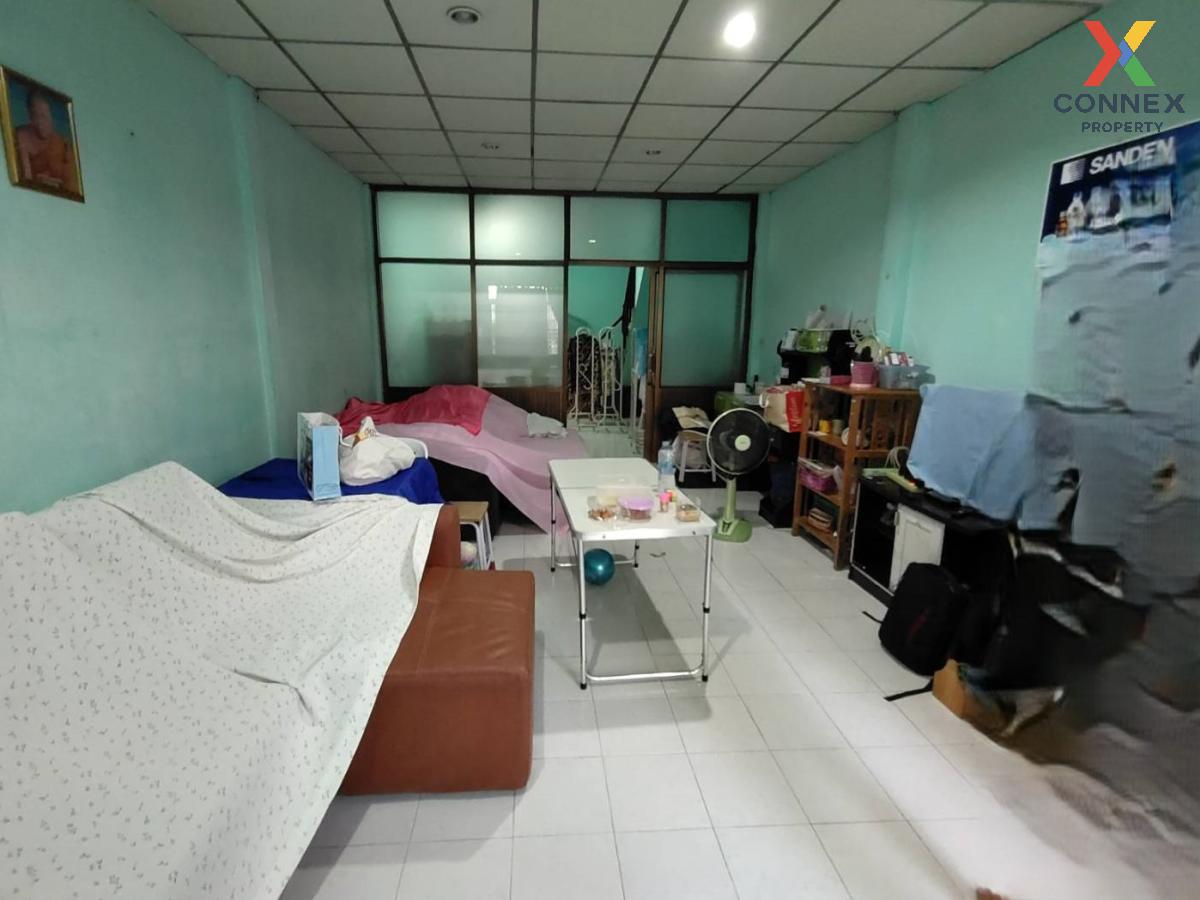 รูป ขายทาวน์เฮ้าส์/ทาวน์โฮม เพชรเกษม วิลล่า (ซ.เพชรเกษม 108/1) MRT-หลักสอง หนองค้างพลู เขต หนองแขม กรุงเทพ CX-103484 ✅ ทักไลน์ @connexproperty ตอบทันที ทีมงานมืออาชีพ ✅ - รูปที่ 5/11