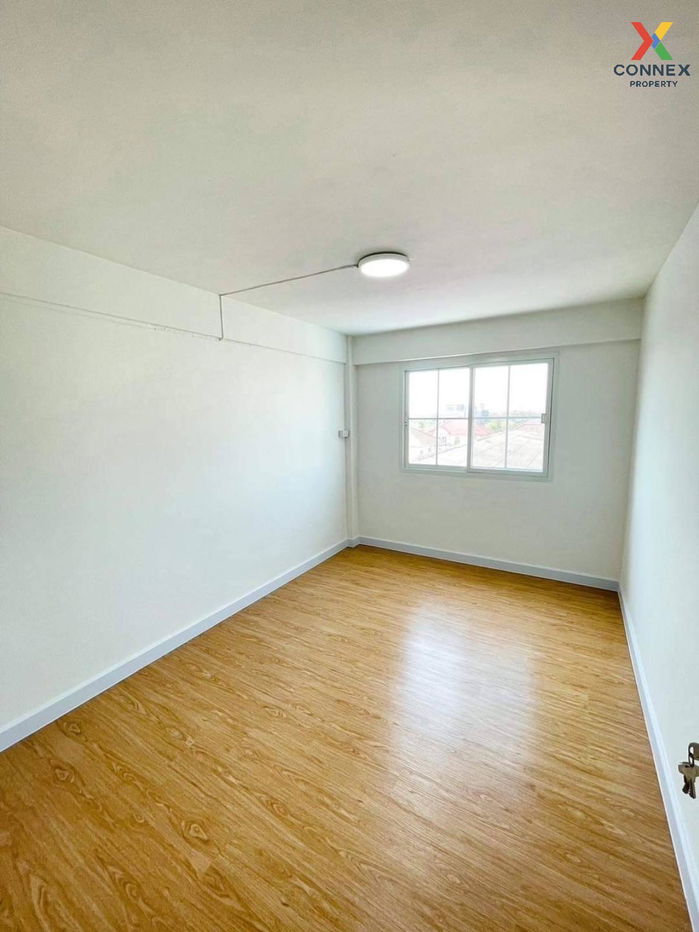 picture For Sale Townhouse/Townhome  , Phimonrat 1  , newly renovated , Phimonrat , Bang Bua Thong , Nonthaburi , CX-100131 ✅ Live chat with us ADD LINE @connexproperty ✅  - 7/12