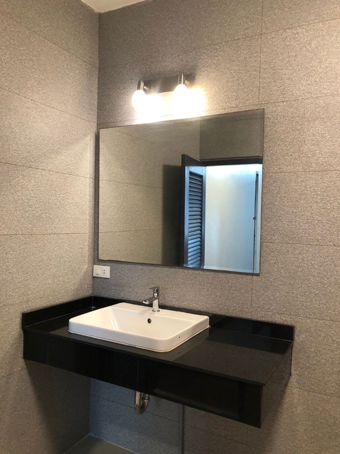 picture Townhome for rent Ekkamai Villa Village, 4-story townhome, Soi Ekkamai 26 and 28 - 12/21