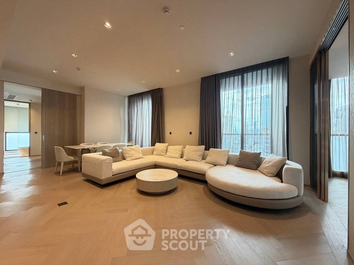 picture 4-BR Condo at The Reserve Sathorn near BTS Sala Daeng (ID 2361509) - 2/25