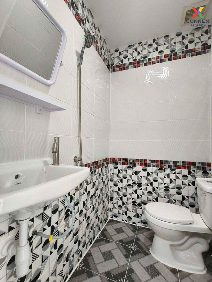 รูป ขายทาวน์เฮ้าส์/ทาวน์โฮม บ้านเมธา 1 สยามธรณี รีโนเวทใหม่ ท่าแร้ง เขต บางเขน กรุงเทพ CX-111084 ✅ ทักไลน์ @connexproperty ตอบทันที ทีมงานมืออาชีพ ✅ - รูปที่ 1/10