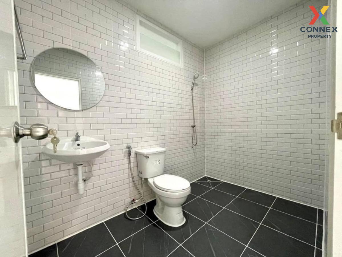 picture For Sale Townhouse/Townhome  , Chomfah warangkul Klong2 , Khlong Song , Thanyaburi , Pathum Thani , CX-111871 ✅ Live chat with us ADD LINE @connexproperty ✅  - 10/12