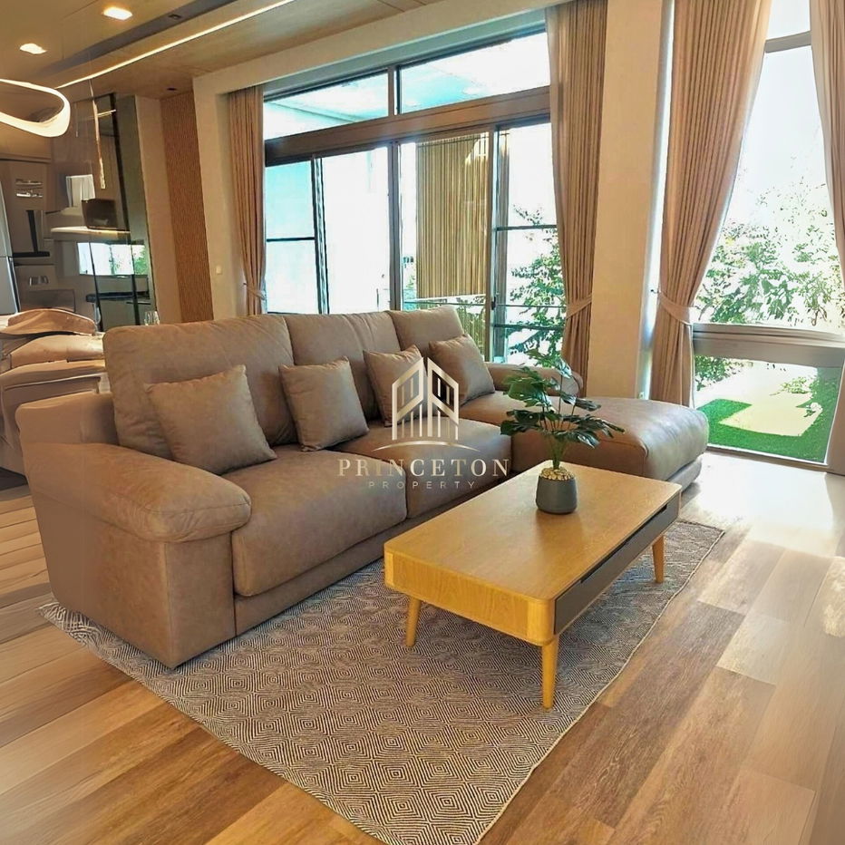 รูป วีเว่่ พระราม 9 บ้านหรู 3 ชั้น ดีไซน์ Modern Japanese ทำเลศักยภาพ ถนนกรุงเทพกรีฑา เชื่อมต่อเมืองได้สะดวก - รูปที่ 2/25