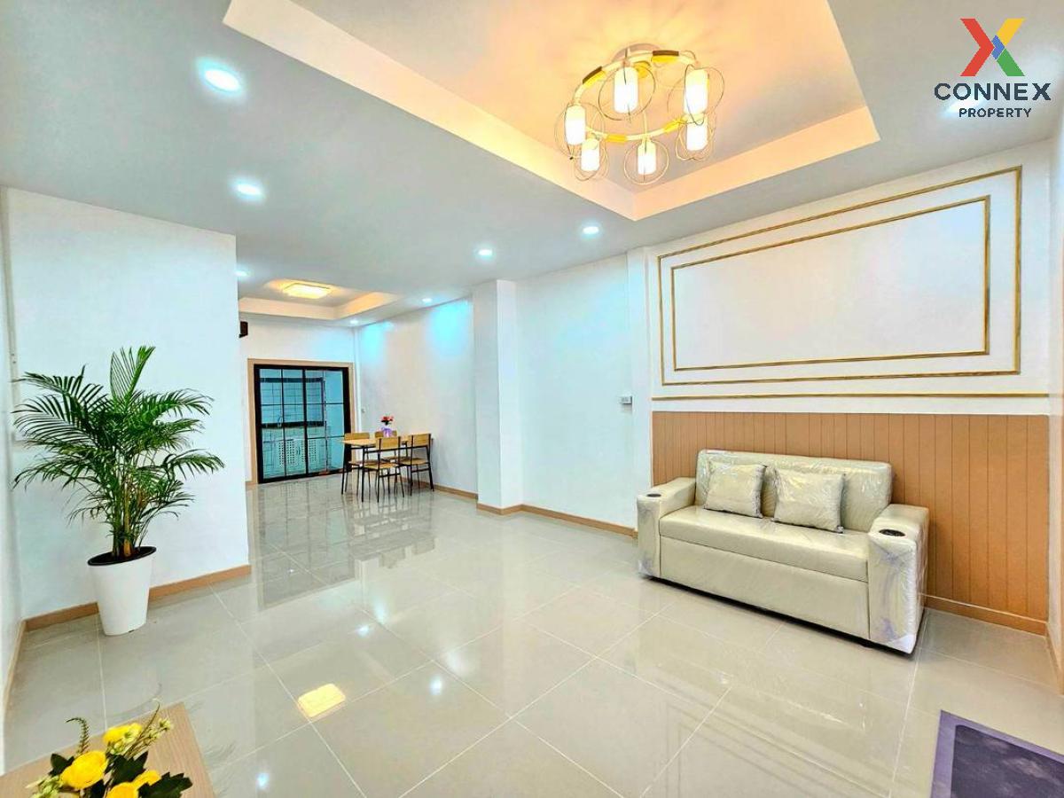 รูป ขายทาวน์เฮ้าส์/ทาวน์โฮม  ช. รุ่งเรือง 6 รีโนเวทใหม่ บางรักพัฒนา บางบัวทอง นนทบุรี CX-121909 ✅ ทักไลน์ @connexproperty ตอบทันที ทีมงานมืออาชีพ ✅  - รูปที่ 7/12