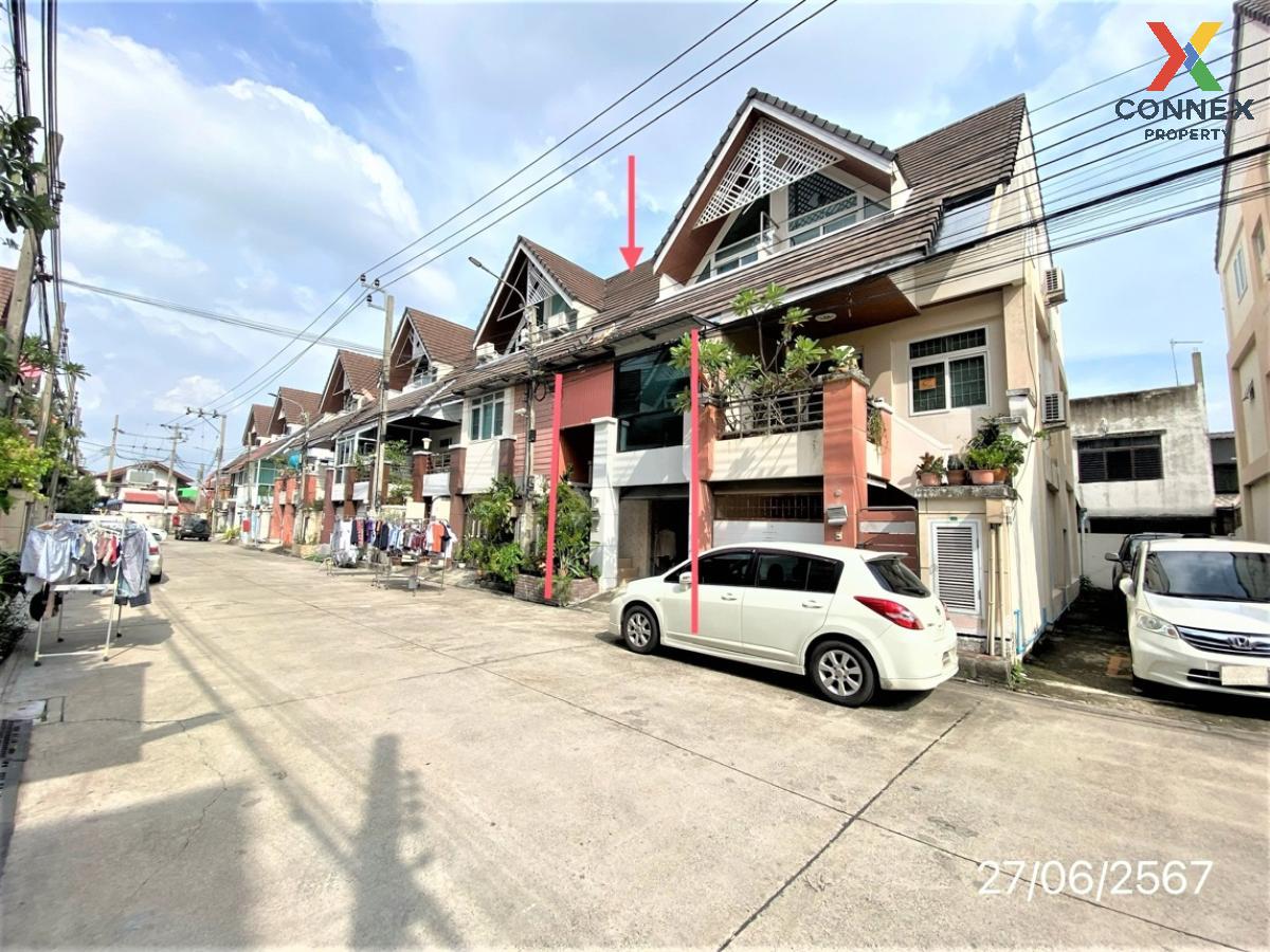 รูป ขายทาวน์เฮ้าส์/ทาวน์โฮม  เมอริท เพลส ลาดพร้าว 87 คลองเจ้าคุณสิงห์ เขต วังทองหลาง กรุงเทพ CX-113654 ✅ ทักไลน์ @connexproperty ตอบทันที ทีมงานมืออาชีพ ✅  - รูปที่ 3/6