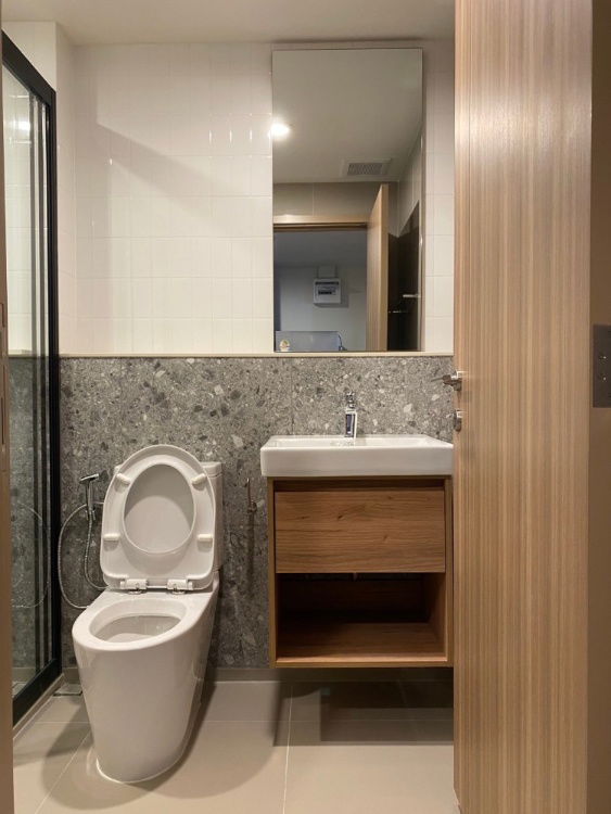 picture Code: KJ9248  for rent THE LINE VIBE Phahonyothin // Line ID: @kjcondo (with @) // - 11/18