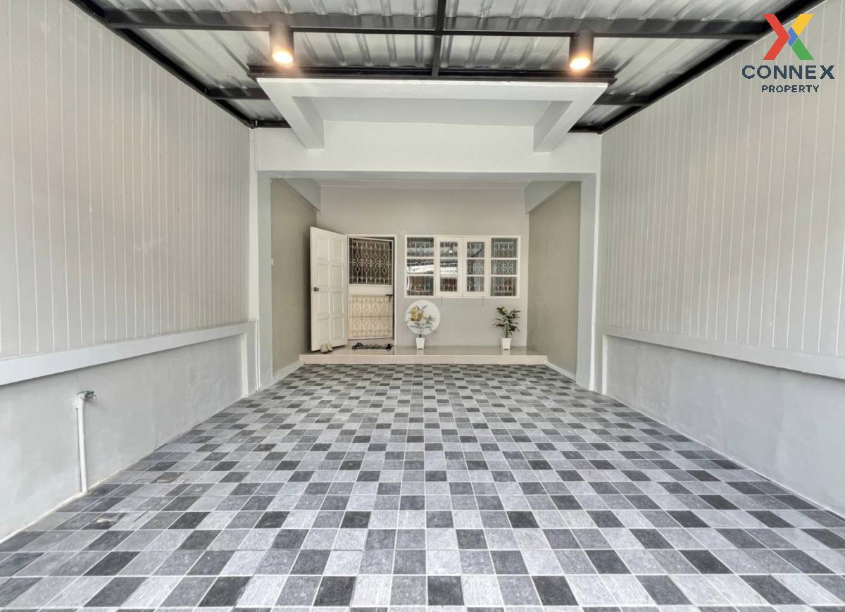 รูป ขายทาวน์เฮ้าส์/ทาวน์โฮม  บ้านไพฑูรย์ แกรนด์ วิลล์ รีโนเวทใหม่ บางเดื่อ เมืองปทุมธานี ปทุมธานี CX-113385 ✅ ทักไลน์ @connexproperty ตอบทันที ทีมงานมืออาชีพ ✅  - รูปที่ 1/10