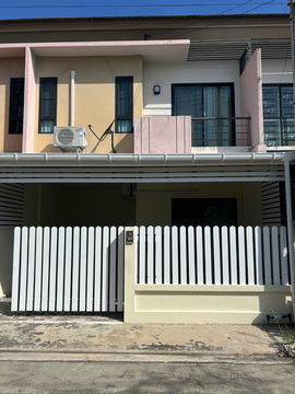 For rent The Modern Town Home Chachoengsao