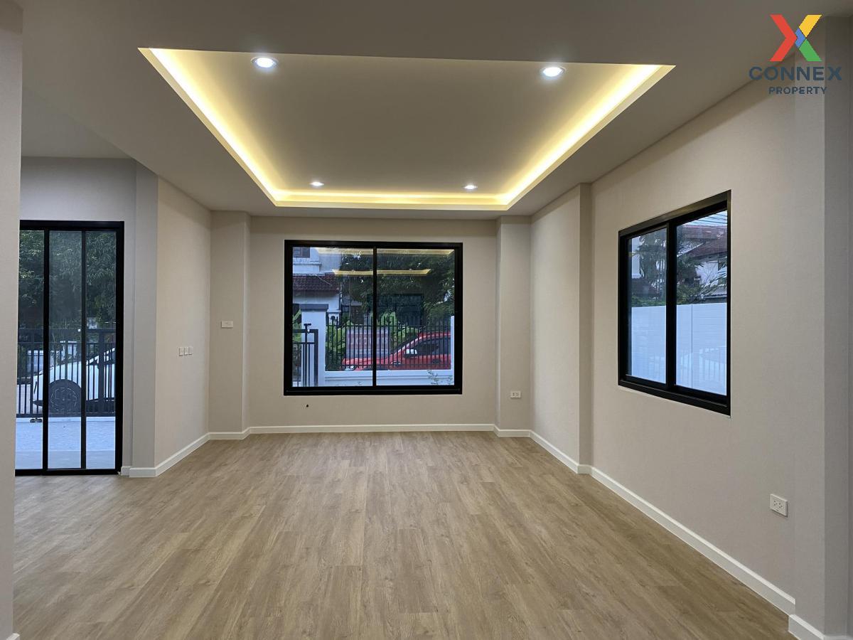 รูป ขายบ้าน  บ้านมัณฑนา รามอินทรา หน้ากว้าง รีโนเวทใหม่ MRT-คู้บอน ท่าแร้ง เขต บางเขน กรุงเทพ CX-125485 ✅ ทักไลน์ @connexproperty ตอบทันที ทีมงานมืออาชีพ ✅  - รูปที่ 8/12