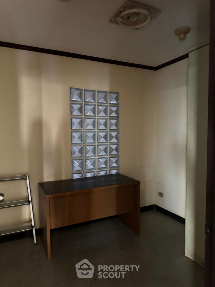 picture 3-BR Condo at Richmond Palace Condominium near BTS Phrom Phong (ID 2031412) - 15/15