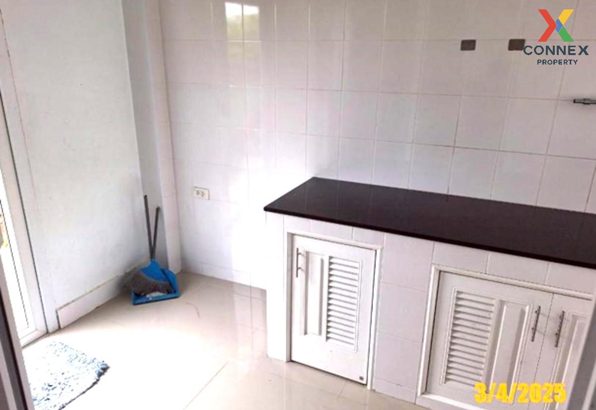 รูป ขายบ้าน  บ้านลภาวัน 21 บางพลับ ปากเกร็ด นนทบุรี CX-128609 ✅ ทักไลน์ @connexproperty ตอบทันที ทีมงานมืออาชีพ ✅  - รูปที่ 6/12