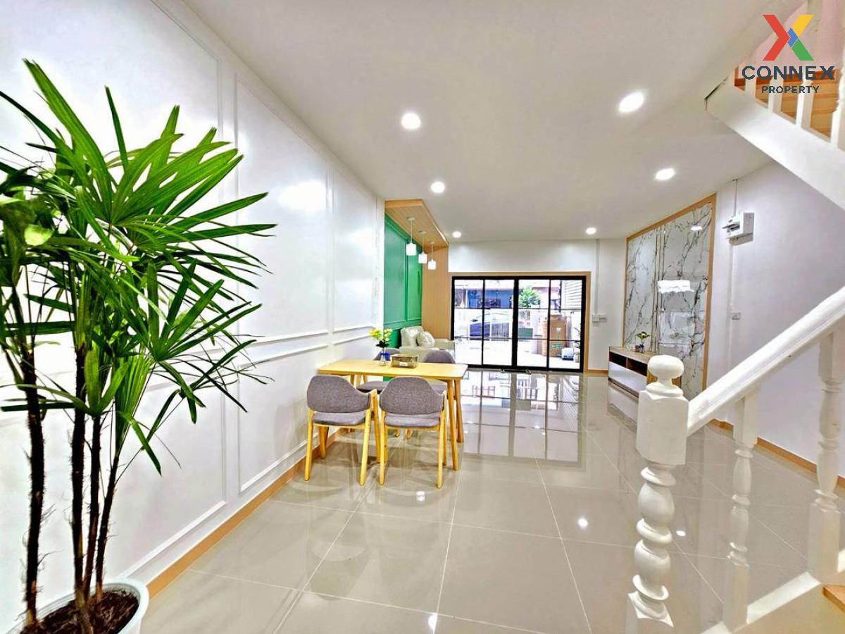 รูป ขายทาวน์เฮ้าส์/ทาวน์โฮม  บ้านบัวทอง 2 รีโนเวทใหม่ บางรักพัฒนา บางบัวทอง นนทบุรี CX-119785 ✅ ทักไลน์ @connexproperty ตอบทันที ทีมงานมืออาชีพ ✅  - รูปที่ 9/12