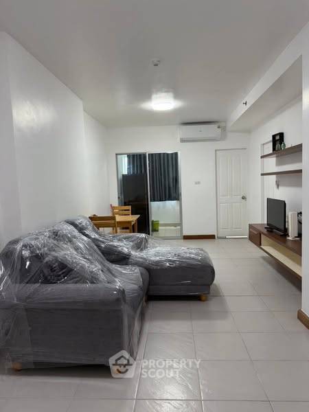 picture 2-BR Condo at You 3 Condo @ Yak Kaset near BTS Kasetsart University (ID 2361568) - 1/6