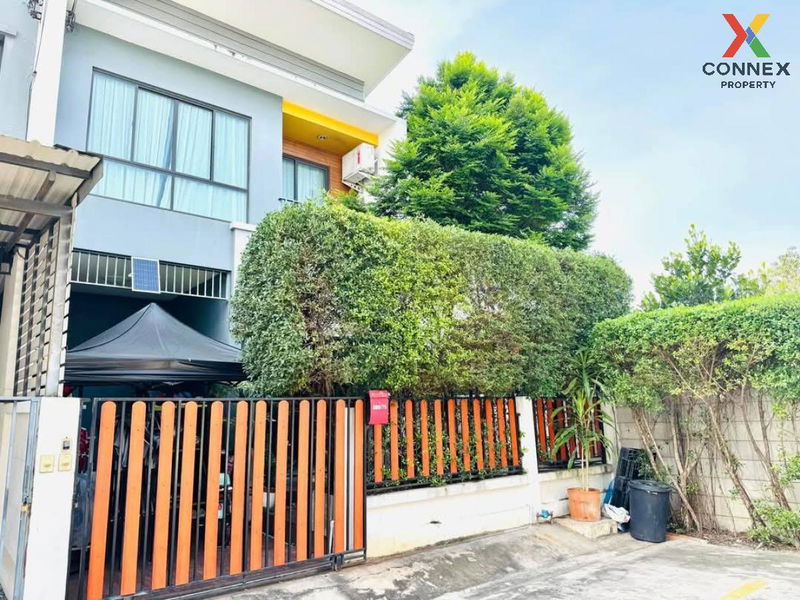Townhouses for sale : For Sale Townhouse/Townhome  , The O Zone Petchkasem 53 , corner unit , MRT-Lak Song , Bang Khae , Bang Khae , Bangkok , CX-115581 ✅ Live chat with us ADD LINE @connexproperty ✅