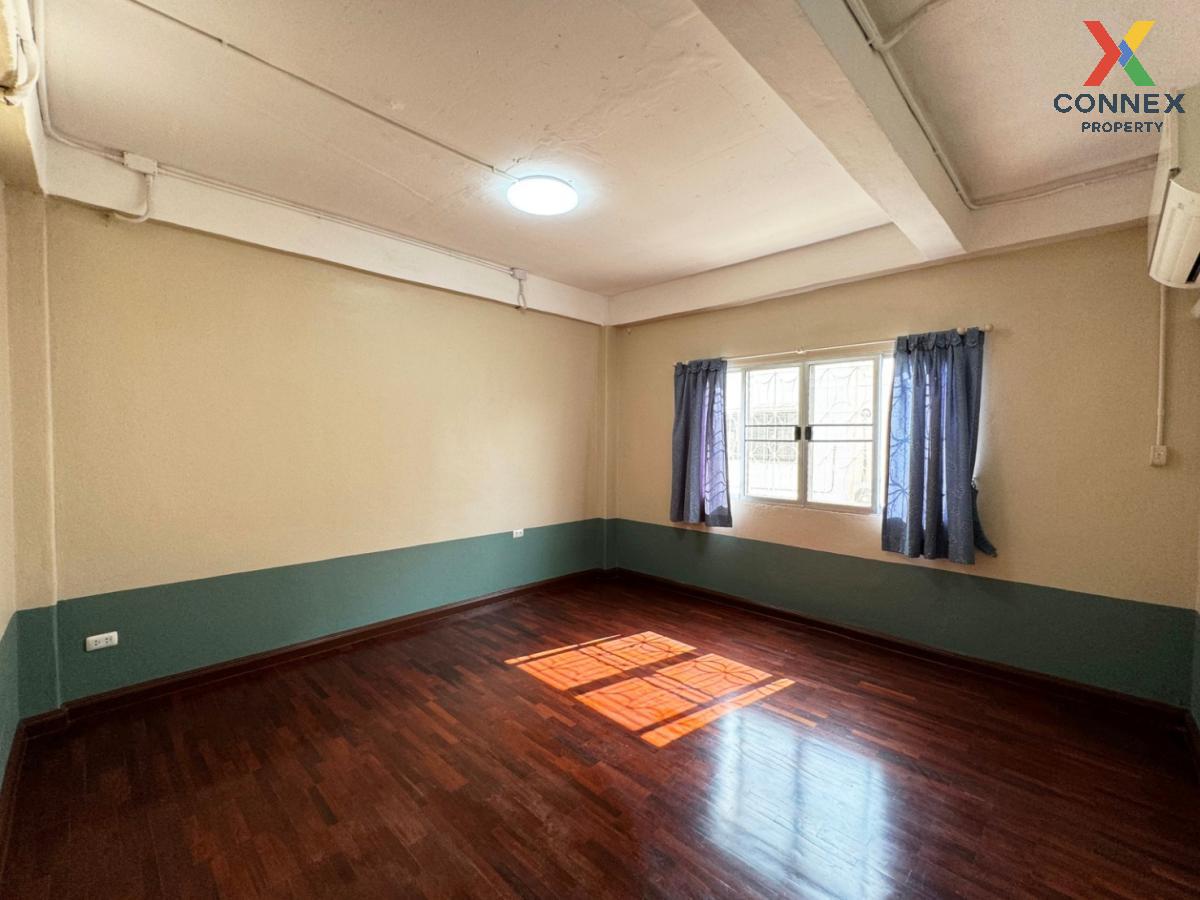 รูป ขายทาวน์เฮ้าส์/ทาวน์โฮม  วราธรวิลล์ พัฒนาการ 44 สวนหลวง เขต สวนหลวง กรุงเทพ CX-98941 ✅ ทักไลน์ @connexproperty ตอบทันที ทีมงานมืออาชีพ ✅  - รูปที่ 4/12