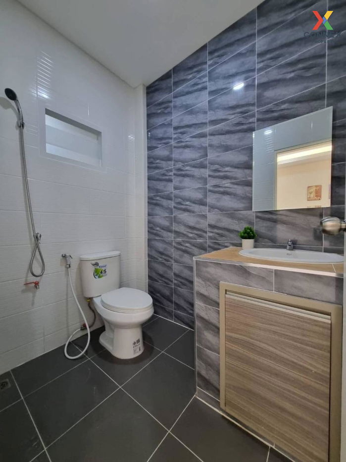 picture For Sale Townhouse/Townhome , Baan Pharuai Bangbouthong , Lahan , Bang Bua Thong , Nonthaburi , CX-108767 ✅ Live chat with us ADD LINE @connexproperty ✅ - 3/12